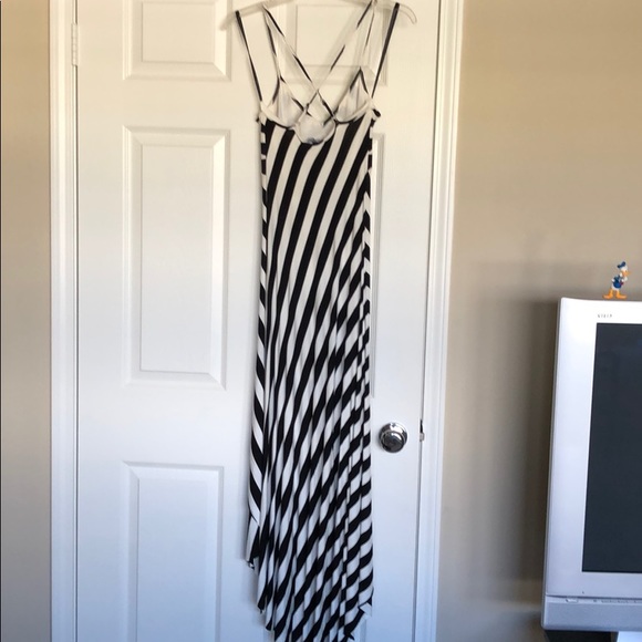 Bebe summer dress - Picture 2 of 3